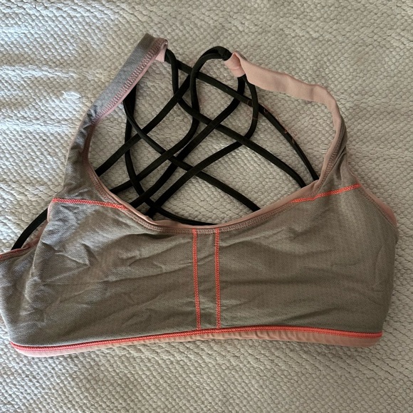 lululemon athletica Other - Lululemon Sports Bra